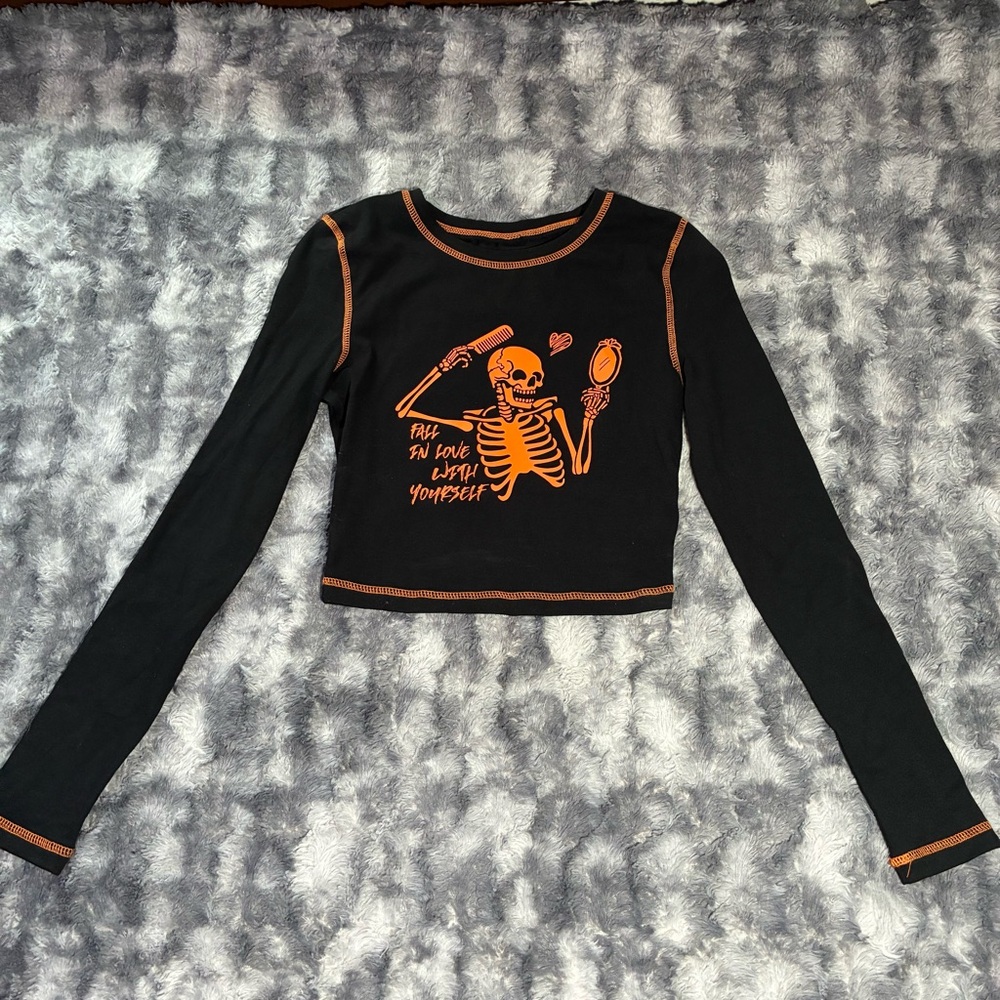 Black and Orange Skeleton Graphic Long Sleeve Crop Top